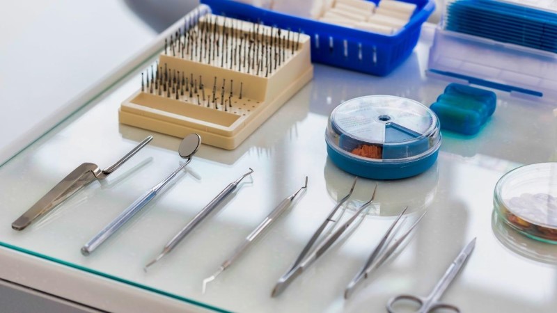 עקירות כירורגיות בחיפה